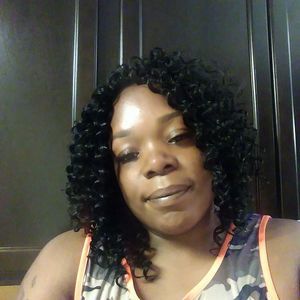 Meet your Posher, Monica